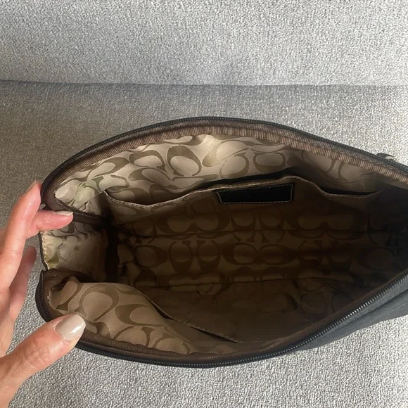 Coach Large Cosmetic Bag - Picture 6 of 6